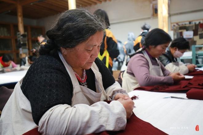 路虎自驾青甘川，每个人都是独特的风景