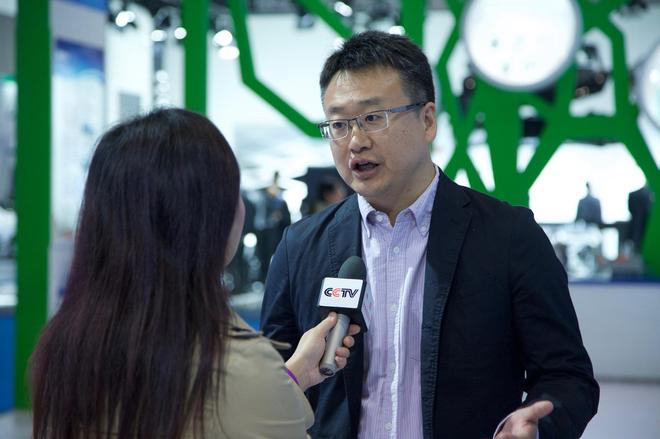 公共服务管理平台副总经理黄群