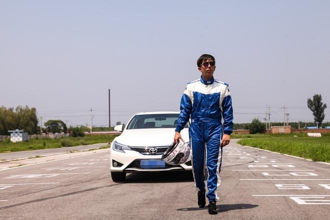 在追逐速度的道路上,随性洒脱