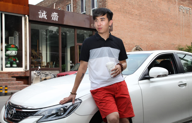 在追逐速度的道路上,随性洒脱