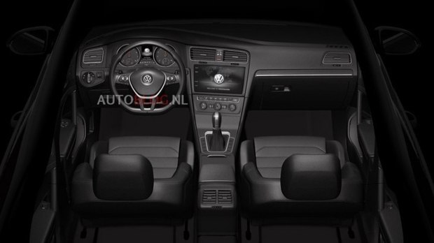 此前曝光的新款高尔夫内饰建模图