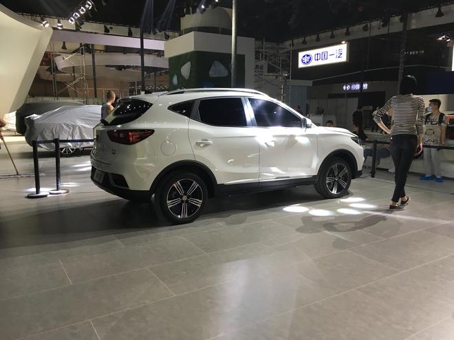 2016广州车展探馆：名爵ZS新车曝光