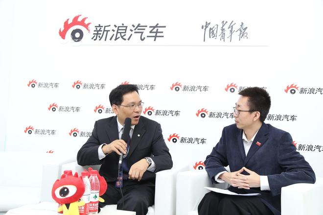 李炜：“两条腿走路”才能走的又稳又好