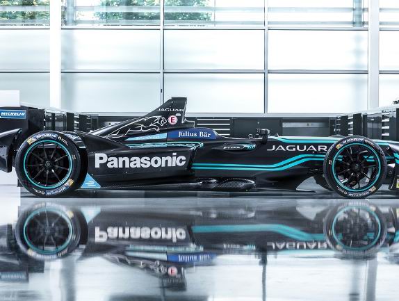 2016广州车展：捷豹电动赛车I-TYPE 1亮相