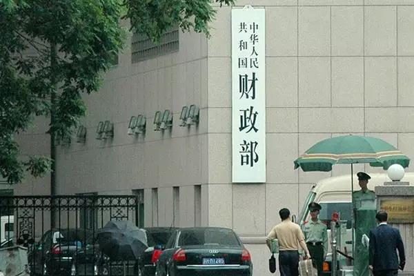 5城市试点使用新能源专属车牌