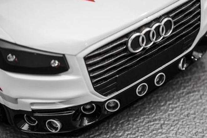 自找停车位 奥迪Q2自动驾驶模型车官图