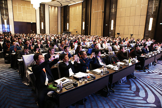 汽车+移动互联网：跨界思辨汽车产业终局