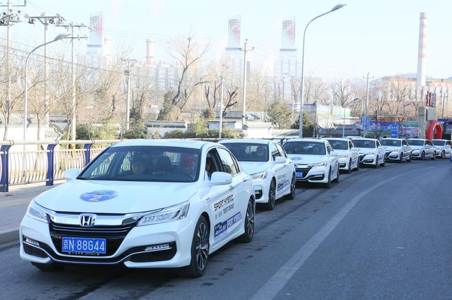 混动雅阁媒体试驾会在京举行 油耗超想象