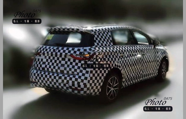 或2017年4月发布 曝疑似比亚迪M5谍照 