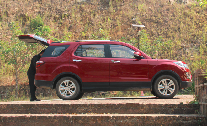 长安CX70试车报告:粗中有细 大七座万金油