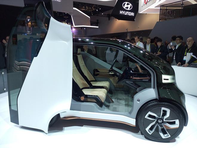 人工智能“汽车人”本田NeuV概念车发布