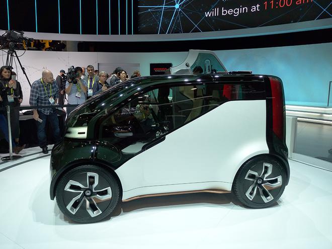 人工智能“汽车人”本田NeuV概念车发布