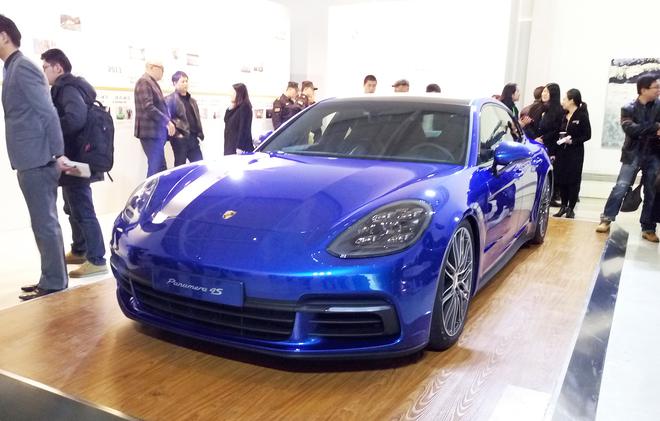 保时捷“溢彩心”艺术学子作品展登陆北京798