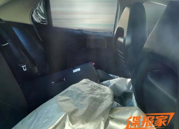 推三厢车型 LYNK&CO CS11谍照首次曝光 