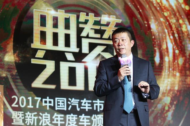 新浪董事长兼CEO曹国伟