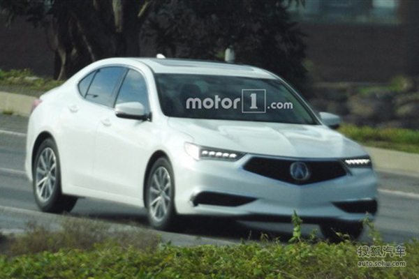 家族化外观设计 曝讴歌全新TLX海外谍照