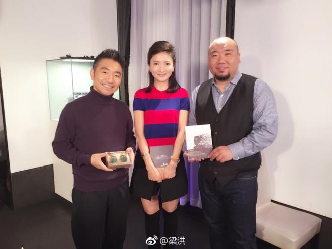 本期嘉宾：格莱美奖获得者、跨界音乐家吴彤（左），梁洪（中），前HitFM主播、新浪汽车吕凡（右）