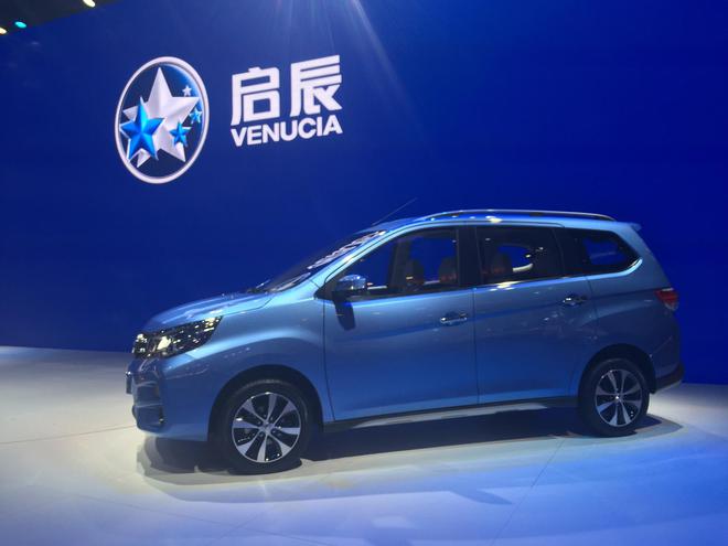 2017上海车展：东风启辰M50V亮相