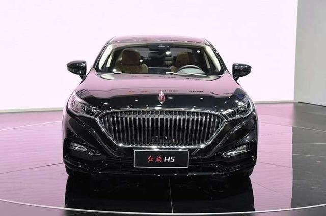 新品亮相上海车展 红旗将走亲民路线 车友纷纷表示支持