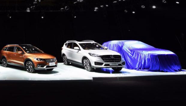 蓝色帷幕遮盖的是T260