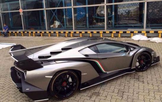 5500万的车真好看  全球仅3台的兰博基尼
