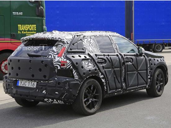 沃尔沃XC40内饰谍照首次曝光 将2018年投产