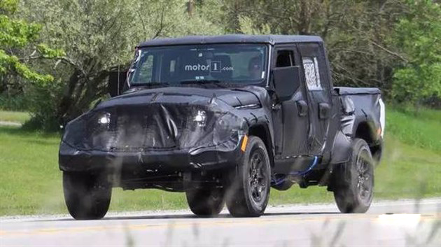 无所不能！牧马人皮卡路试谍照再次曝光