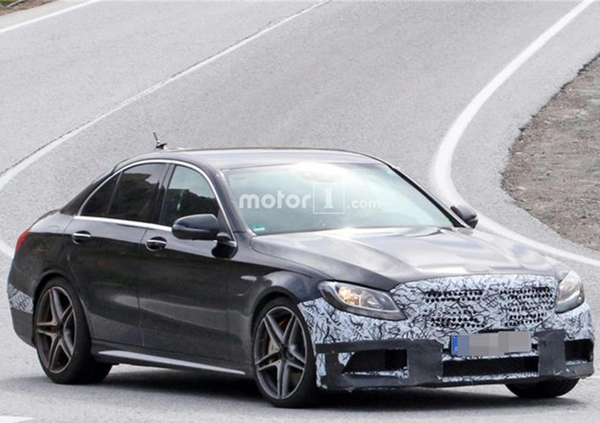 奔驰新款C63谍照曝光 或明年发布