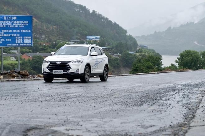 重新定义自驾游 江淮瑞风S7零故障闯滇藏