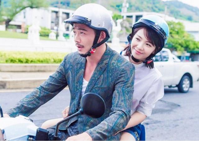 小包总骚气十足竟然有孩子！座驾显绅士风