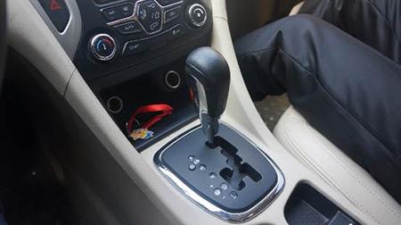 自动挡车有顿挫感是怎么回事？