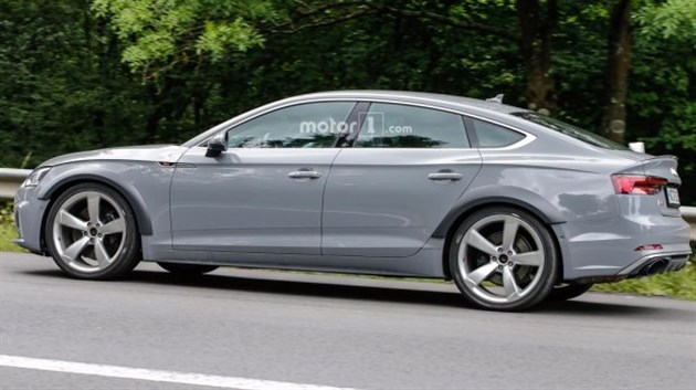 奥迪RS5 Sportback谍照曝光 2018年初发布