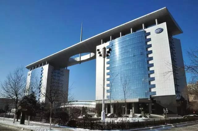 如何解读徐平徐留平换位？