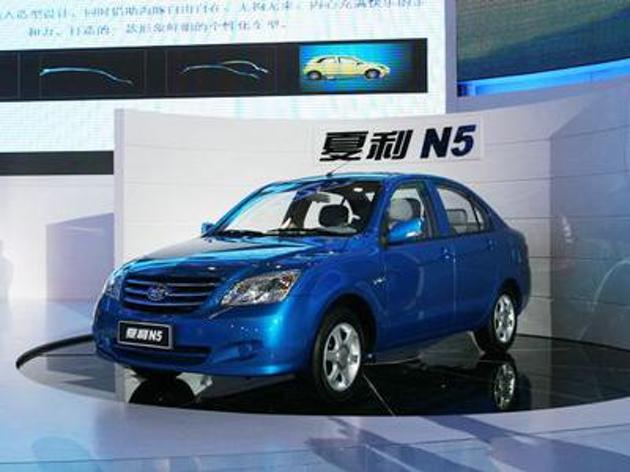 一汽夏利前7个月销量同比下降35% 中期预亏7亿元