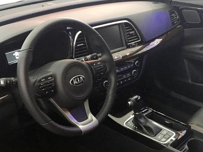 2017成都车展探馆：东风悦达起亚凯绅