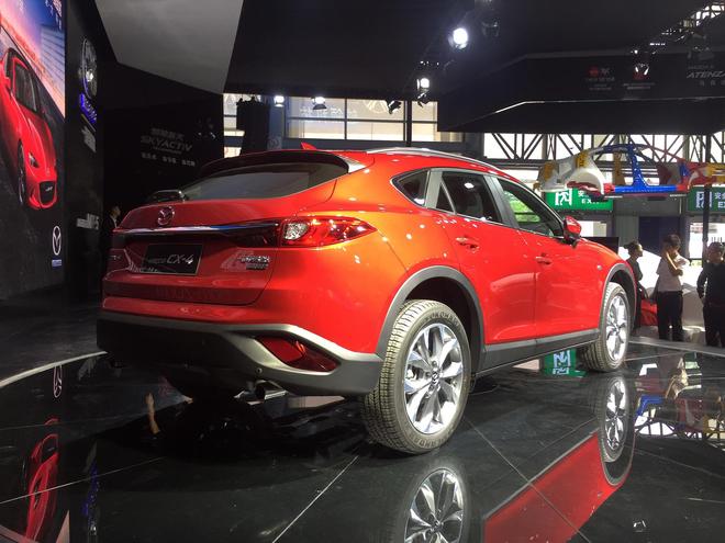 2017成都车展 一汽马自达CX-4、RX-5 RF亮相