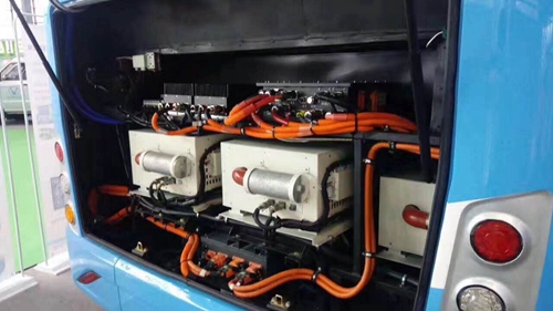 6363985878455372293612904