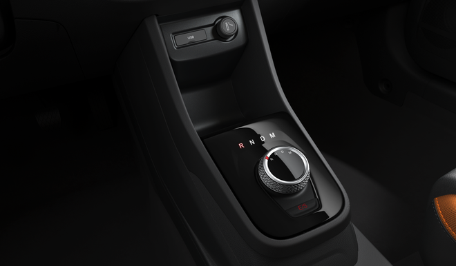 宝骏310新增自动挡车型 9月22日上市