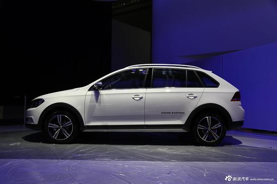 搭载1.6L自然吸气发动机