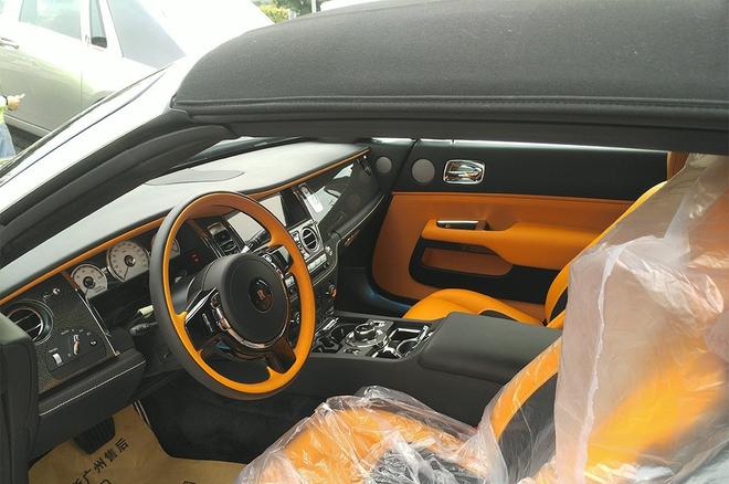 2017广州车展探馆：曜影Black Badge