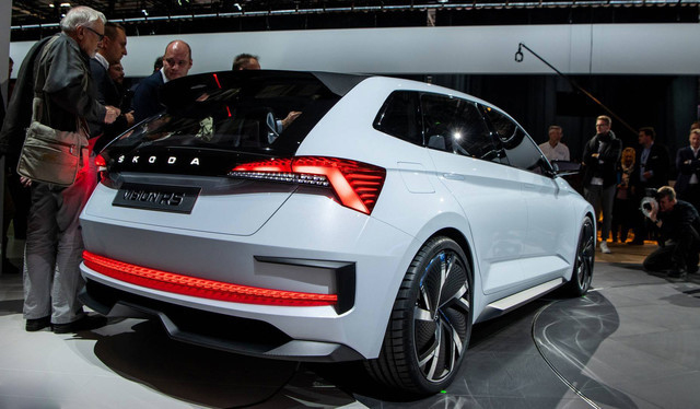 VISION RS亮相巴黎车展(图片来源网络)