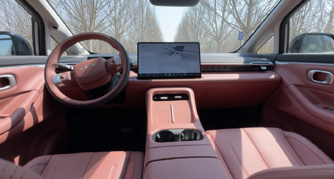 松弛出行 智驾越级 广汽埃安N60试驾