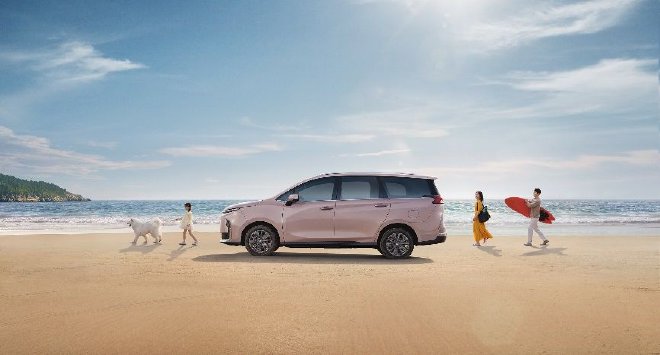 售价13.98-14.98万元 上汽大通G50混动上市