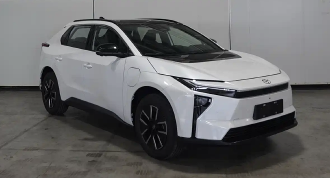 前脸调整 广汽丰田新款铂智4X申报信息曝光