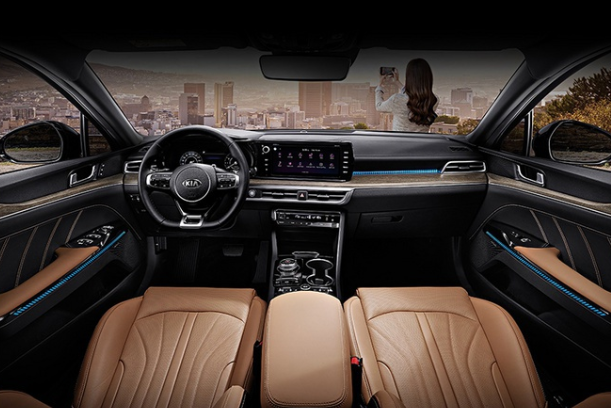 起亚全新一代K5推运动版 搭2.5T引擎6.6秒破百