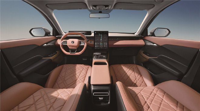 长安三款经典车型焕新上市 综合优惠后5.39万起