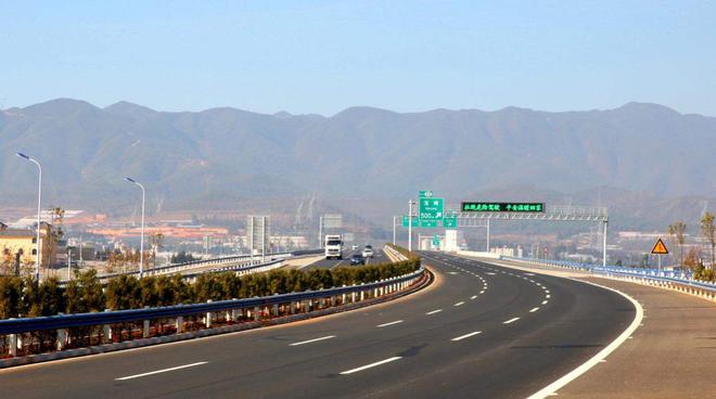 北京拟取消高速费起步价 实现精确计费