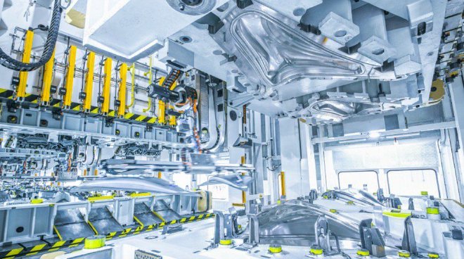 技术引领制造工艺 参观蔚来第二先进制造基地