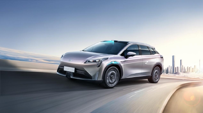 1008km续航 AION LX Plus全系车色亮相2022海口车展