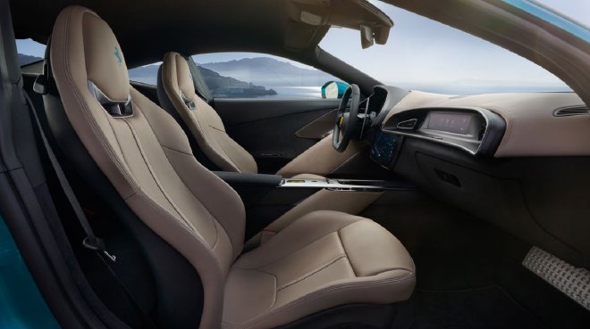 法拉利Amalfi正式上市 259.85万元起售